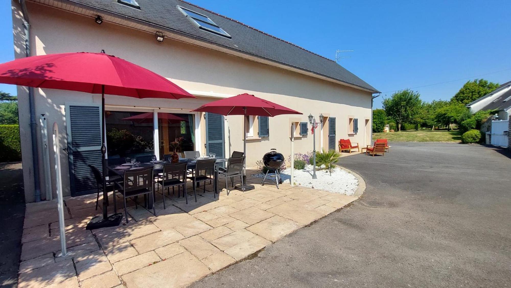Le So Art, Grande Maison 4 Chambres, Terrain De Petanque, Grand Jardin Clos, Flipper, Babyfoot, Jeux Arcade, Ping Pong,1 Km Mer, Proche Golf, Port En Bessin, Bayeux Et Plages Du Debarquement, Adaptee Enfants Commes Exterior foto