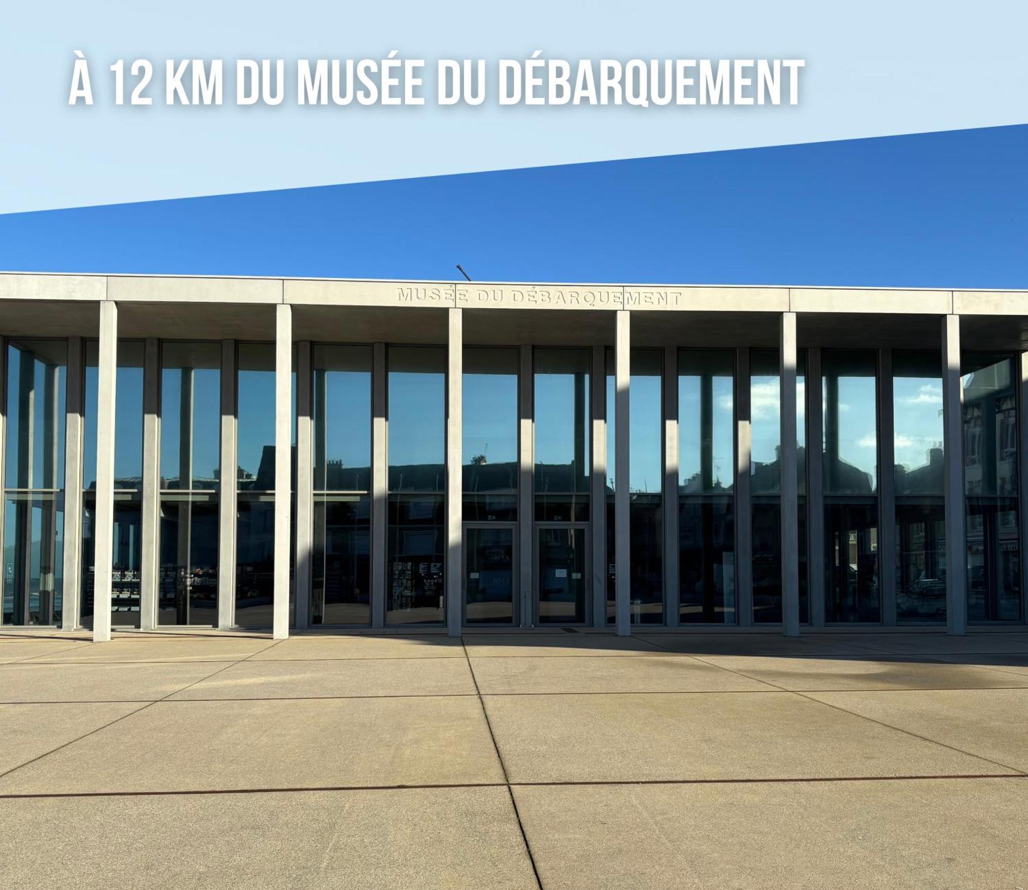 Le So Art, Grande Maison 4 Chambres, Terrain De Petanque, Grand Jardin Clos, Flipper, Babyfoot, Jeux Arcade, Ping Pong,1 Km Mer, Proche Golf, Port En Bessin, Bayeux Et Plages Du Debarquement, Adaptee Enfants Commes Exterior foto